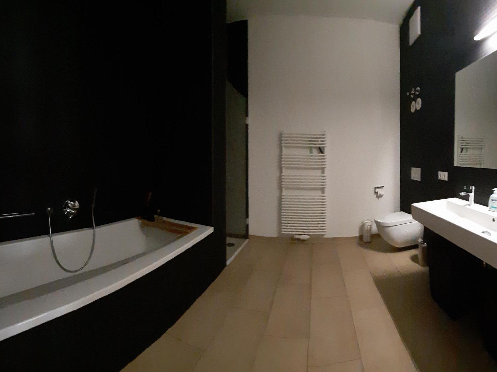 Hochwertig Im Herzen Stuttgarts Habitación foto